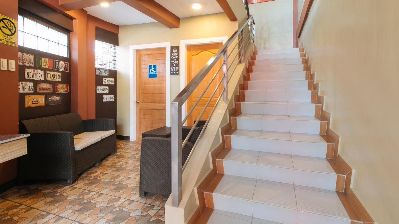 Reddoorz Plus Near Lapasan Plaza Cagayán de Oro Extérieur photo